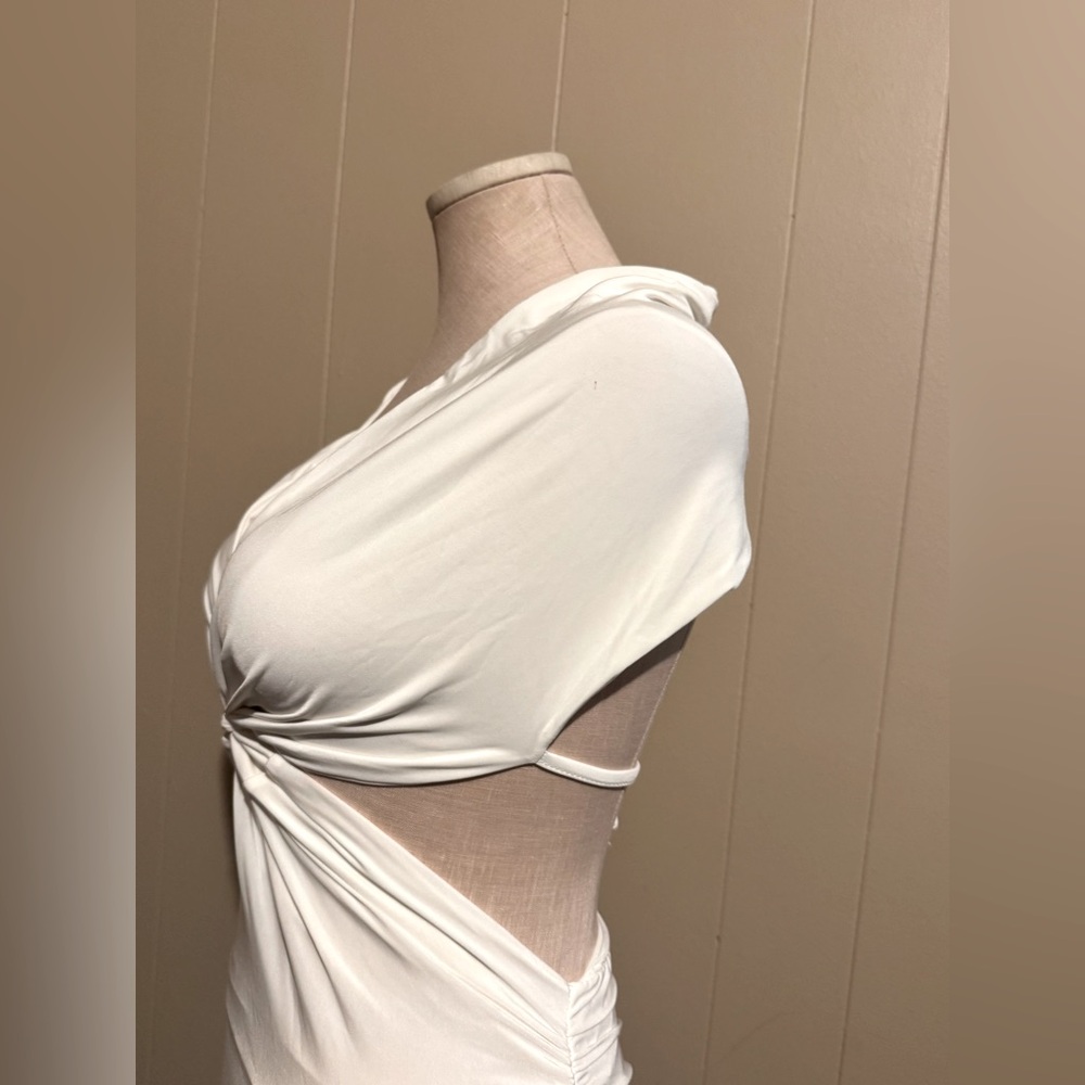 EGO White Halter Cut Out  Mini Dress NWT Size 8 Festival Rave‎ Coachella Ibiza - Picture 5 of 9
